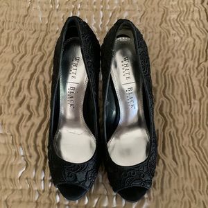 WHBM fabric/lace heels size 7M black EUC beautiful!